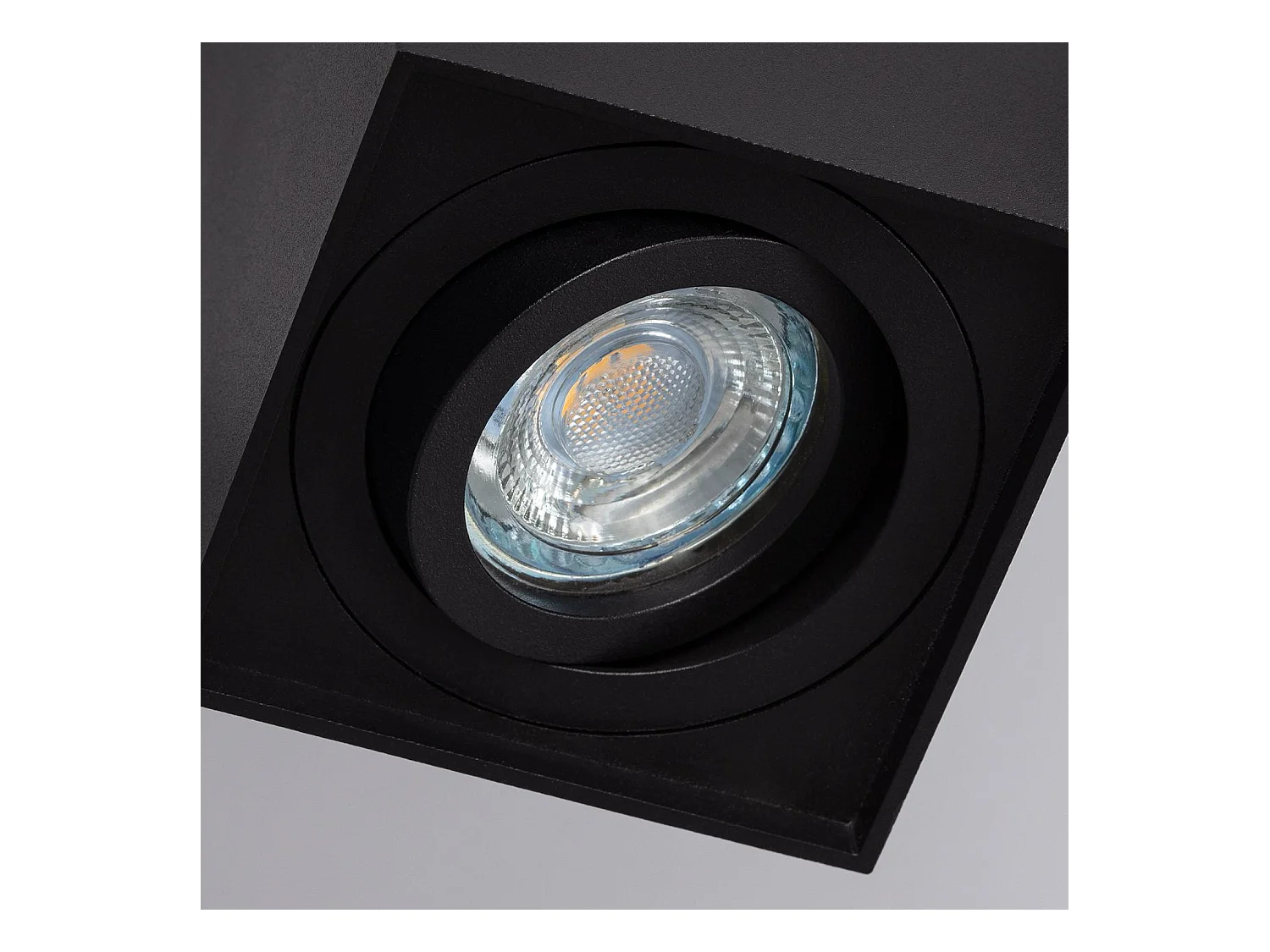 Aplique de Techo Aluminio Jaspe Negro Negro