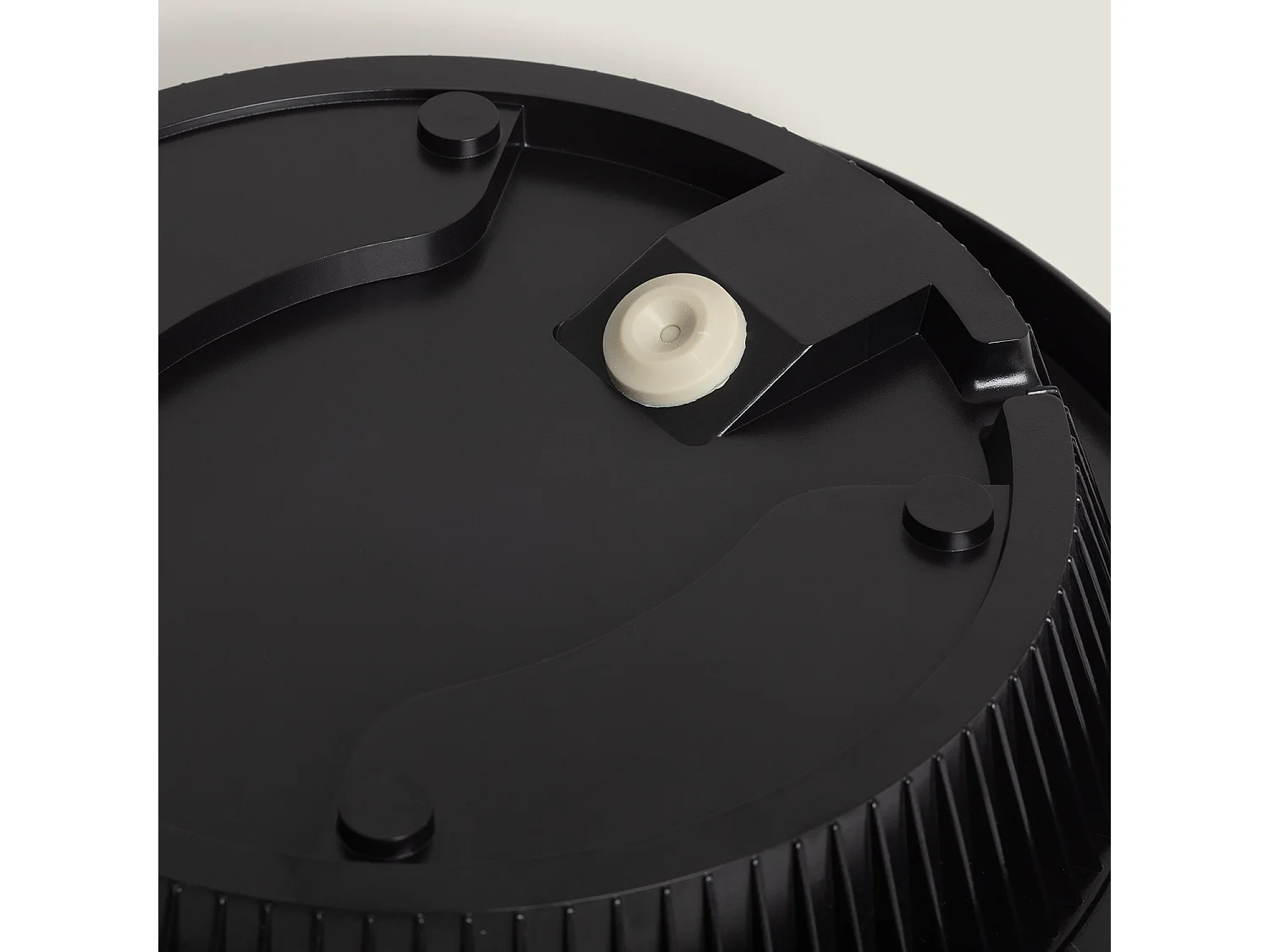 Plafoniera Circolare da Soffitto per Esterni Curio Nero IP65 Ø300 mm Nero