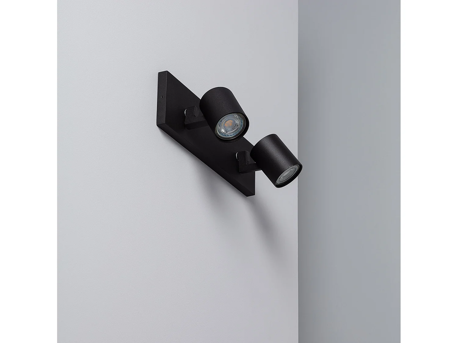 Spot à Douille Double en Saillie Orientable Aluminium Gylu à Ampoule GU10  Noir