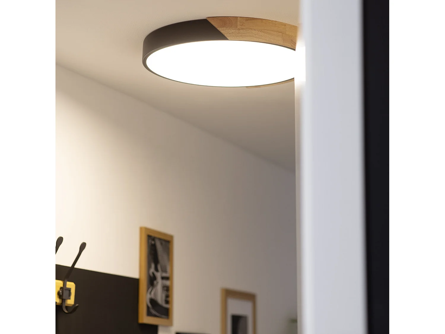 Plafoniera LED 24W Circolare Legno CCT Selezionabile Ø418 mm Semi-Dari Bianco