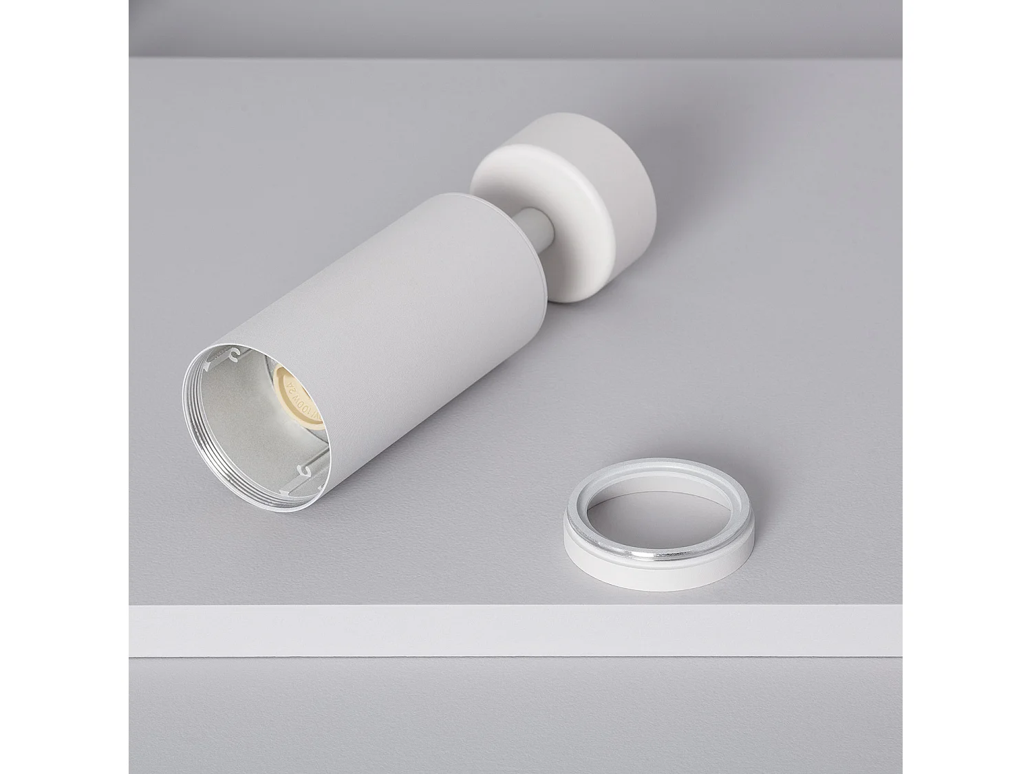 Spot à Douille Aluminium Quartz pour Ampoule GU10 Blanc