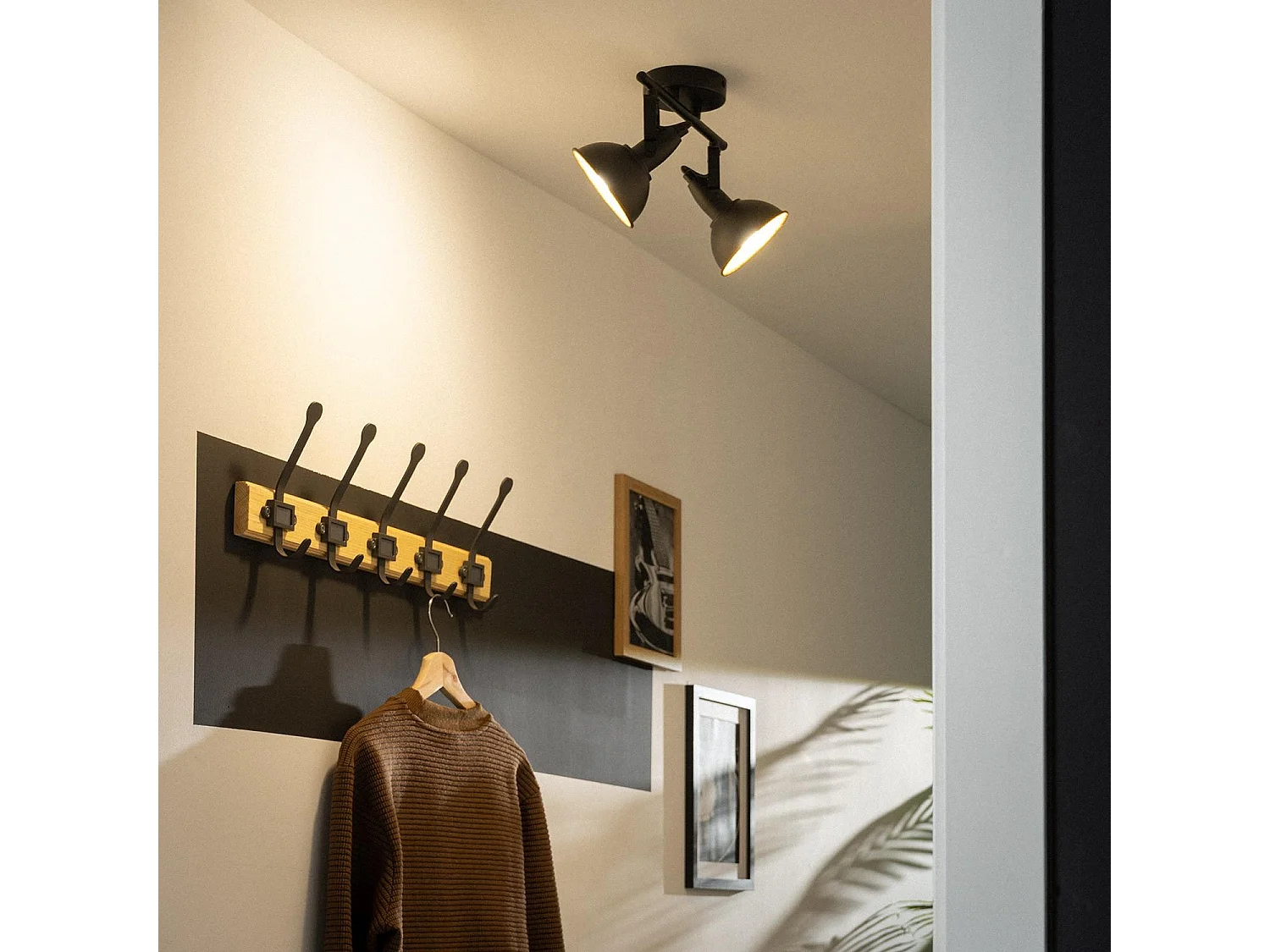 Lampada da Soffitto Orientabile in Alluminio 2 Faretti Emer Nero Nero