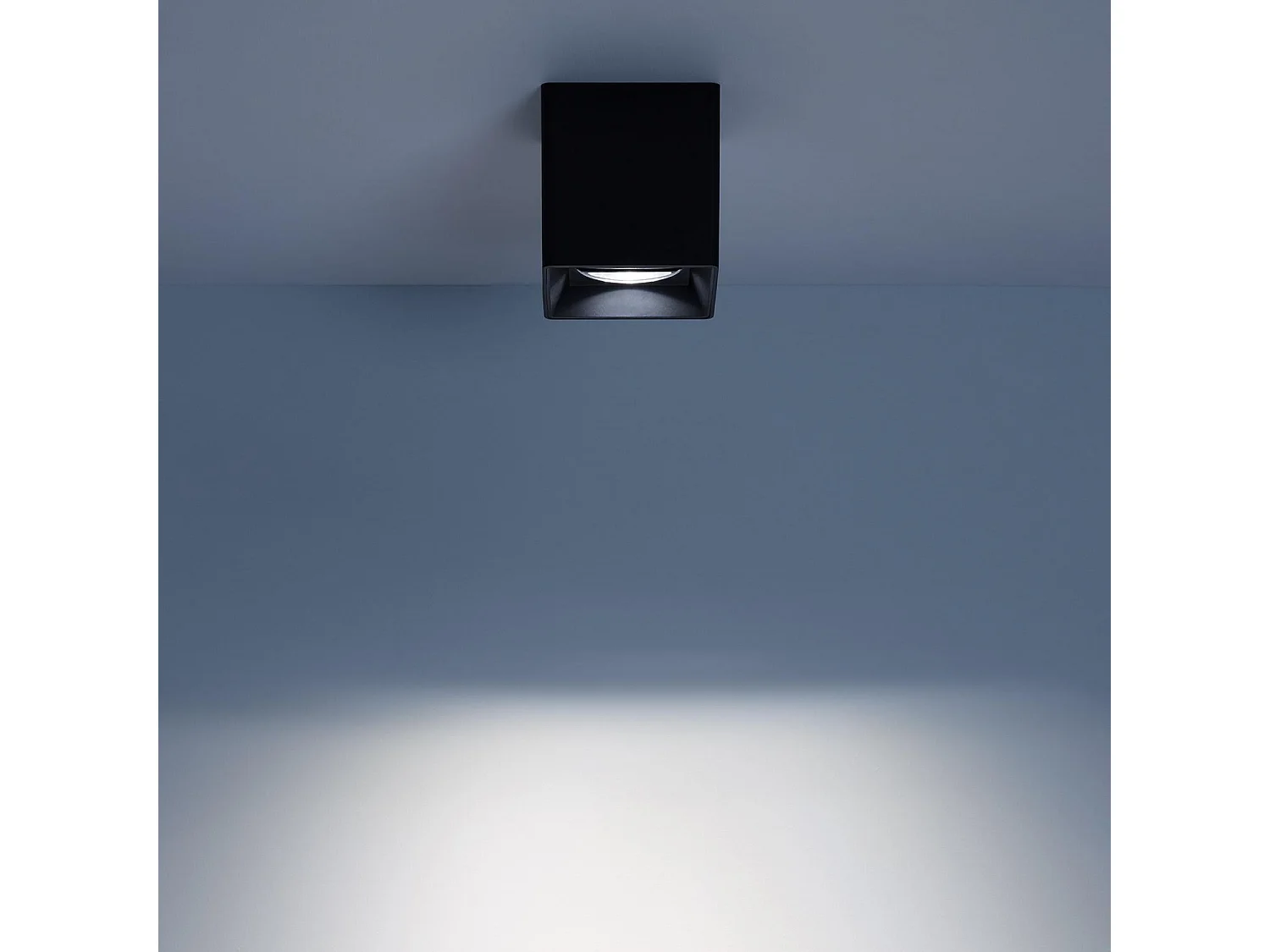 Plafonnier Space Carré Noir avec Ampoule GU10  6000K Blanc froid