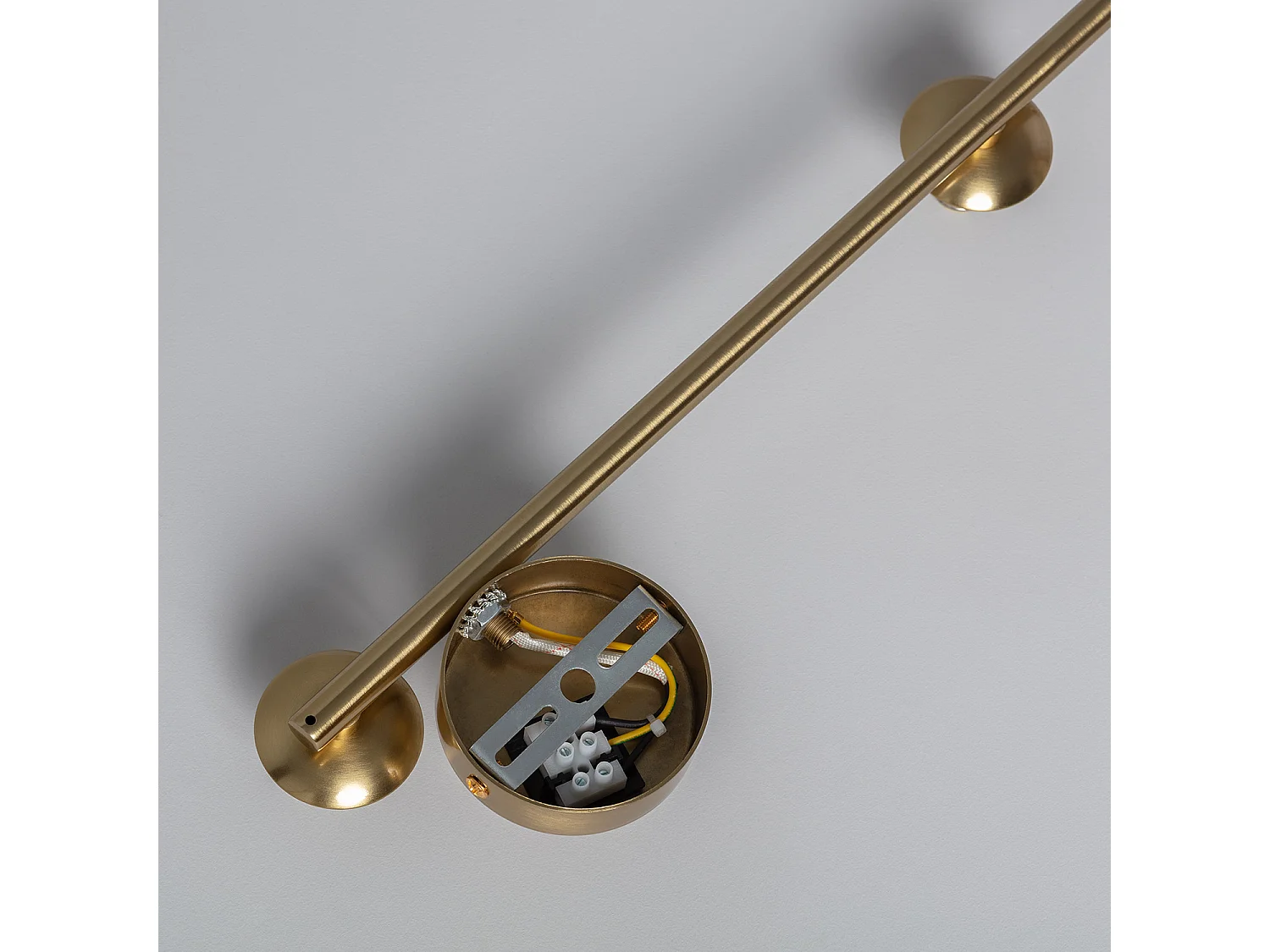 Lampadario in Metallo e Vetro Moonlight Brass 4 punti luce Bianco