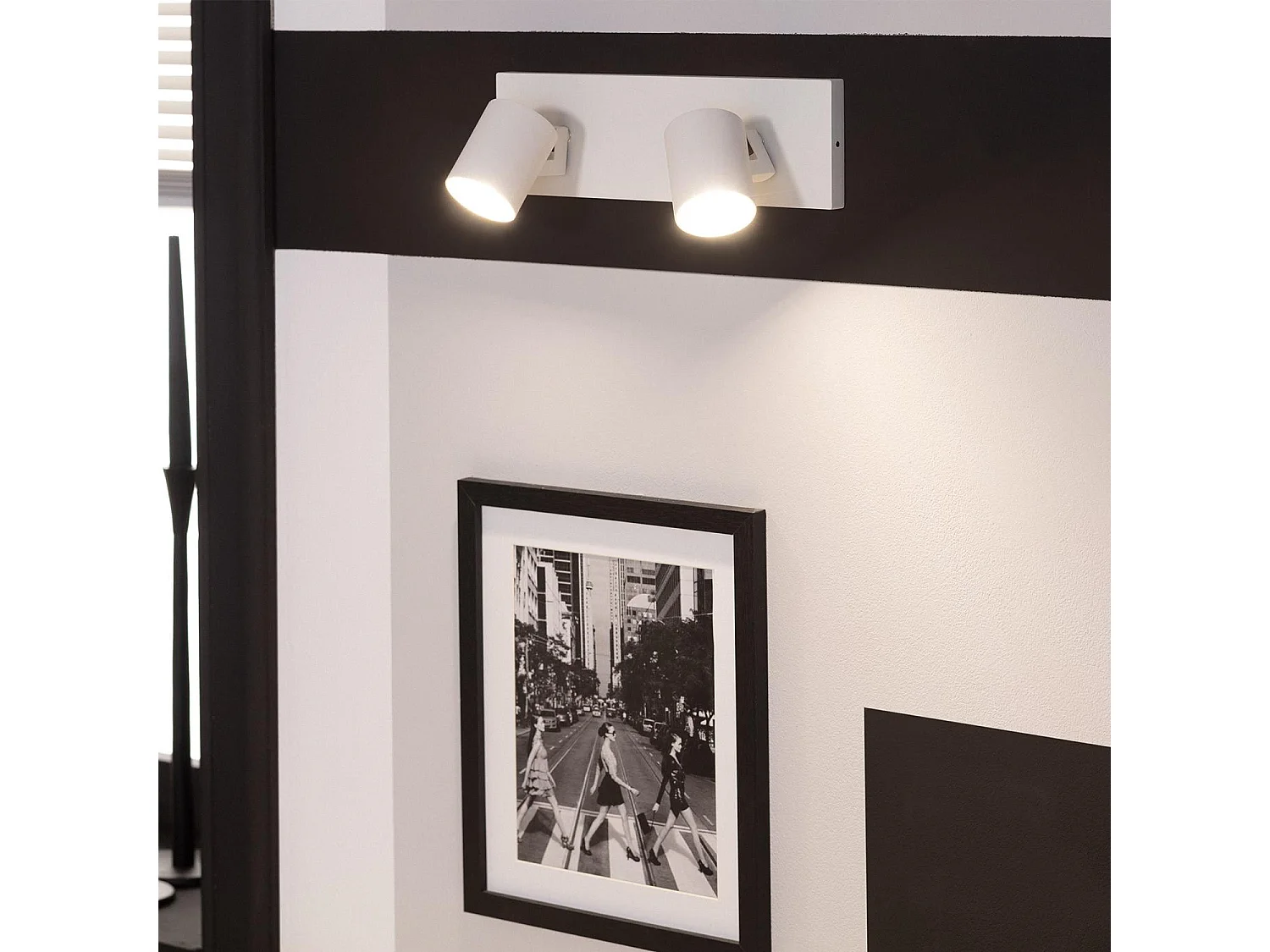 Spot à Douille Double en Saillie Orientable Aluminium Gylu à Ampoule GU10  Blanc