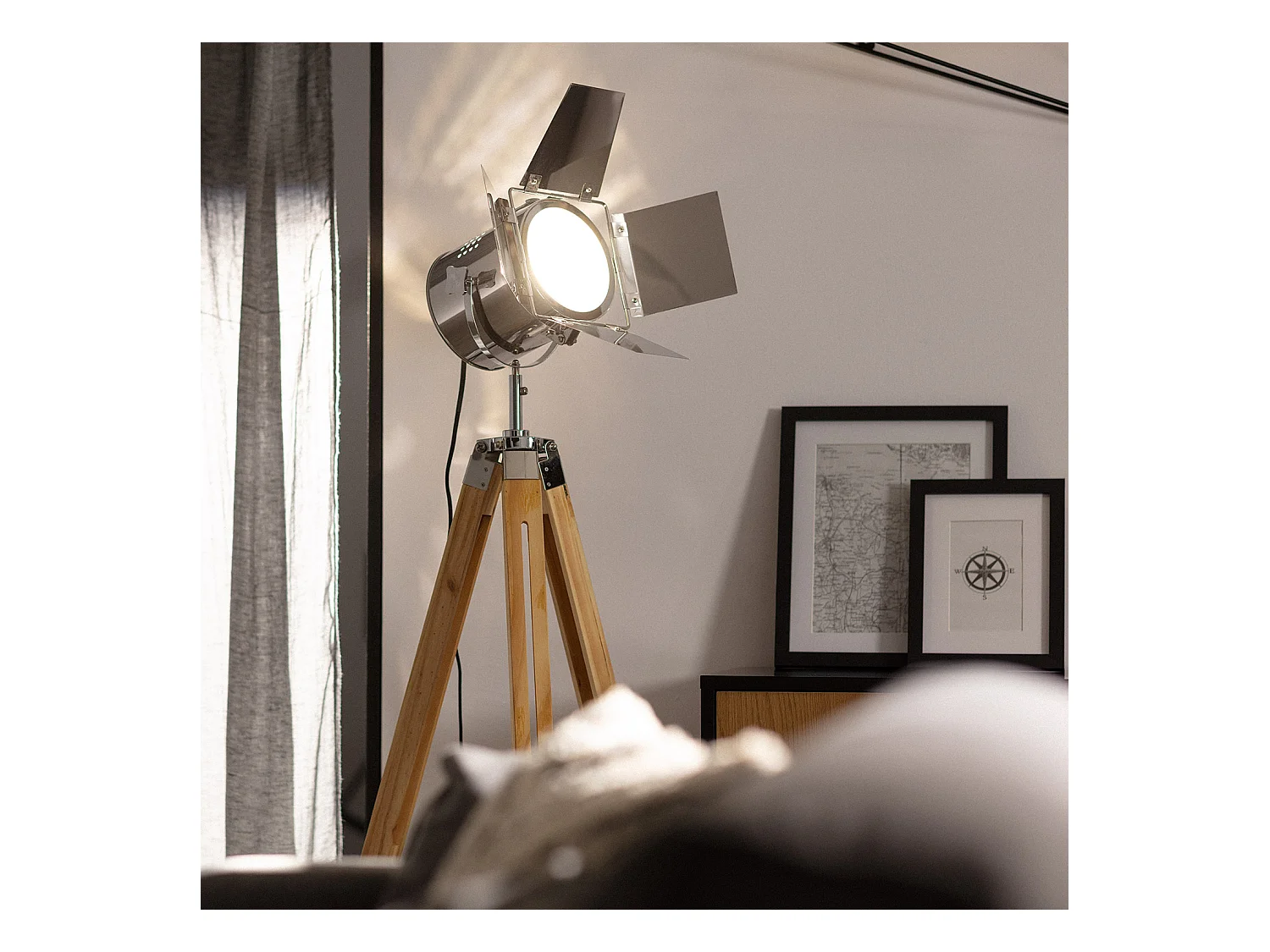 Lámpara de Pie Bioskop Plateado