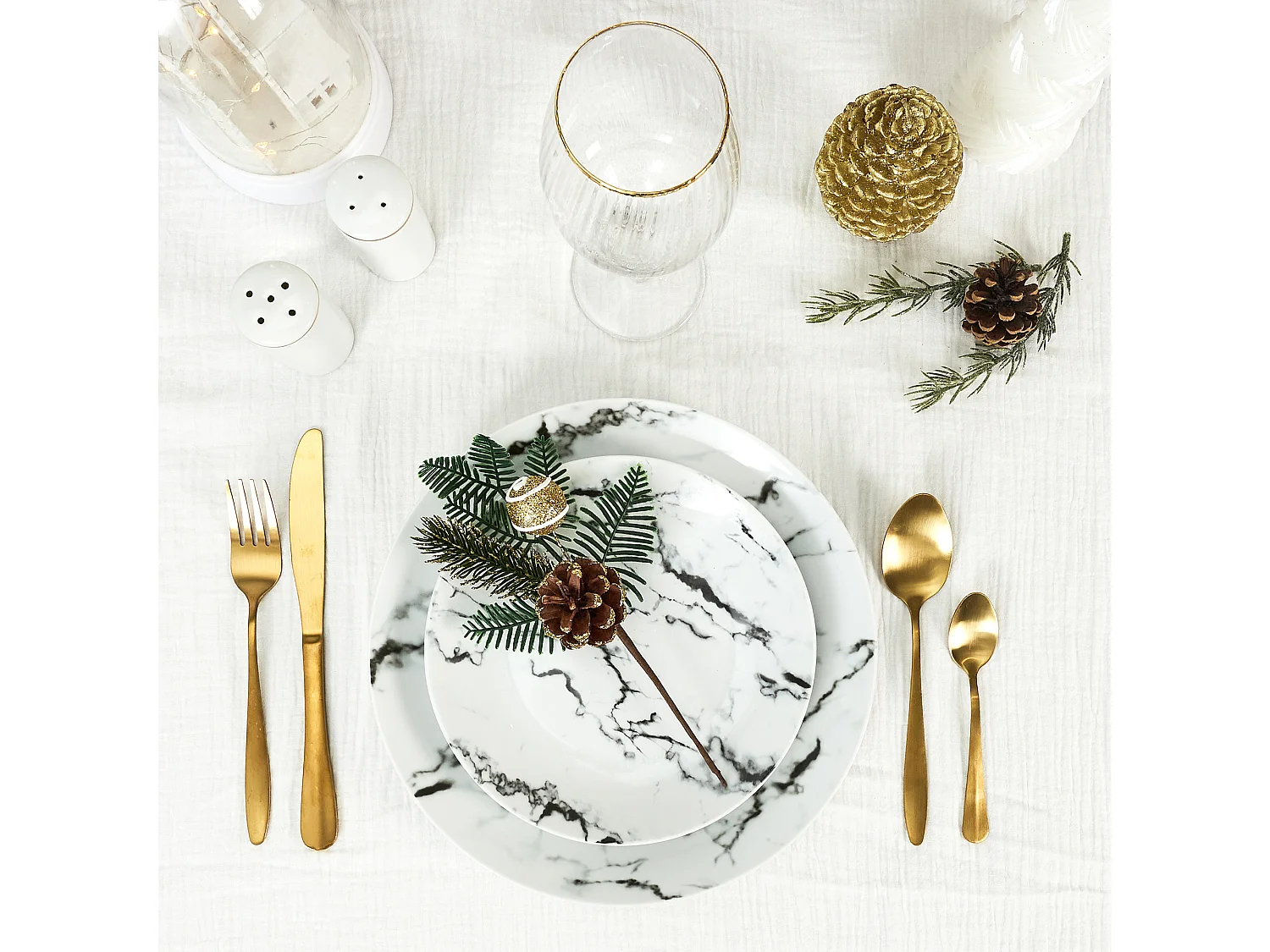 Service de table 12 assiettes en porcelaine motif marbre blanc Marble