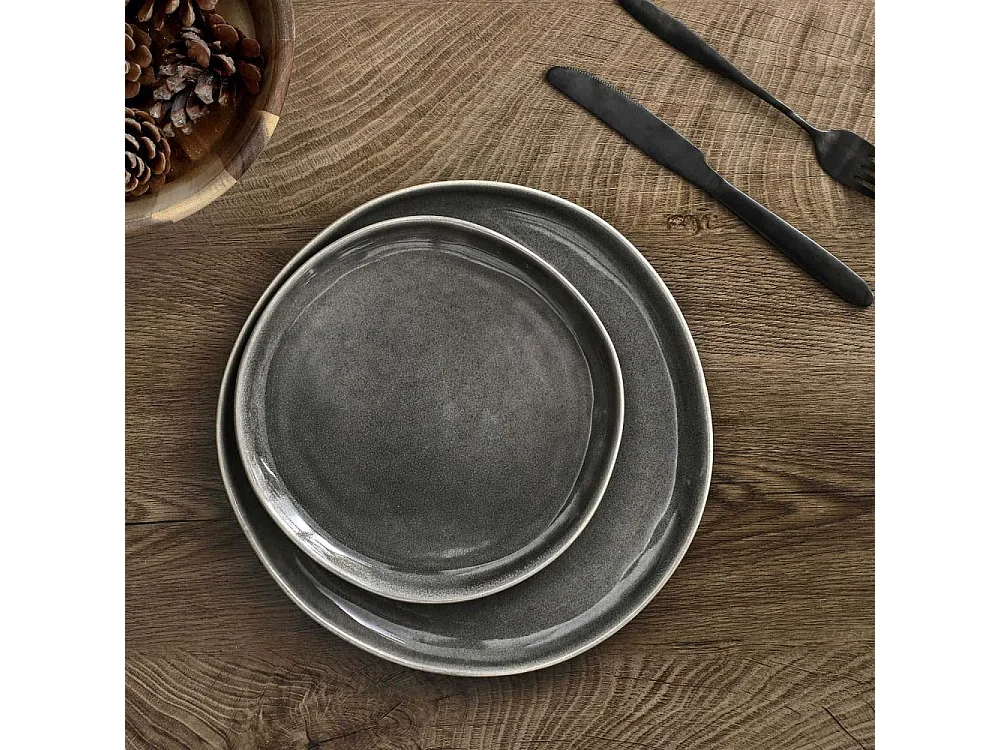 Tafelservice 18-teilig aus Steingut