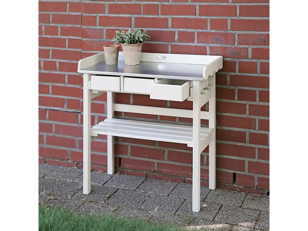 Gartentisch aus Kiefer und Zink