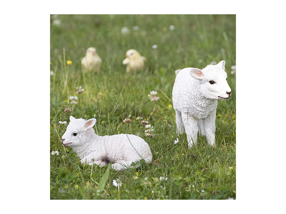 Agnello in piedi in resina 25 cm