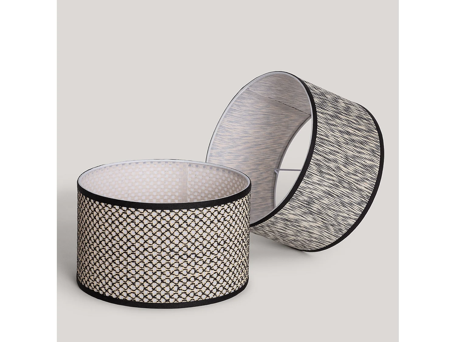 Abat-jour de Lampe Saniya ILUZZIA Blanc / Noir