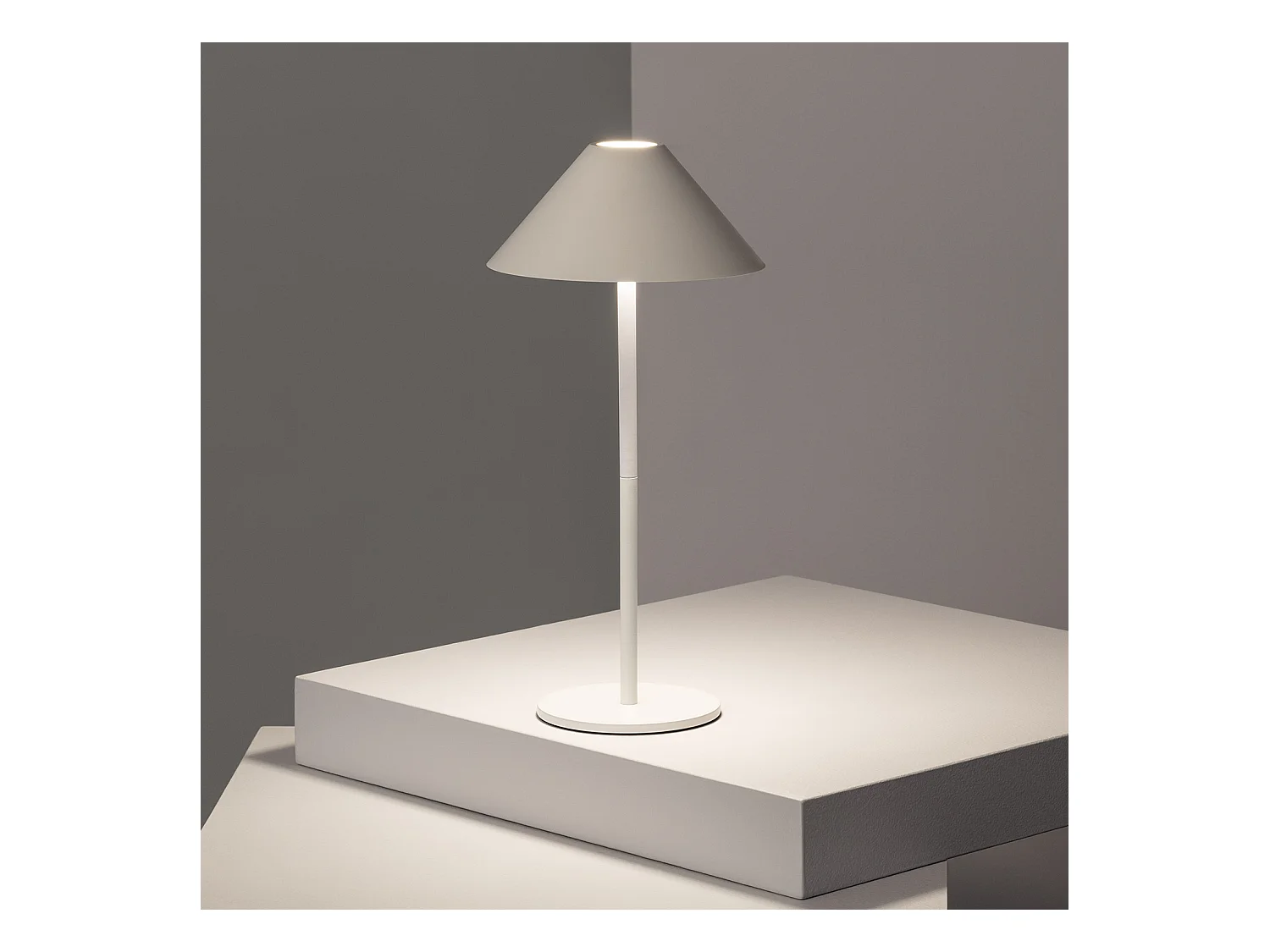 Lámpara de Mesa LED Portátil para Exterior con Batería USB Recargable Kivuli Negro