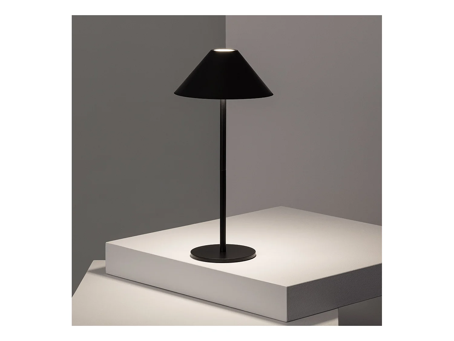 Lámpara de Mesa LED Portátil para Exterior con Batería USB Recargable Kivuli Negro