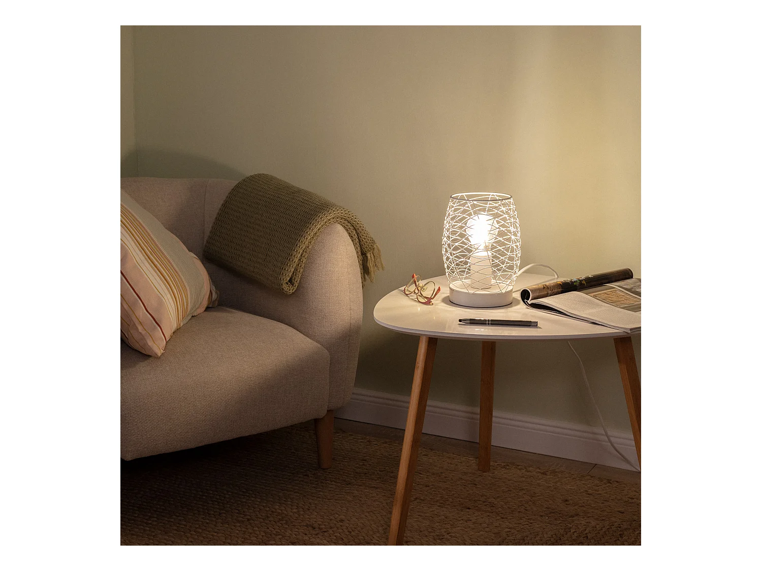 Lámpara de Mesa de Metal Winbi Blanco