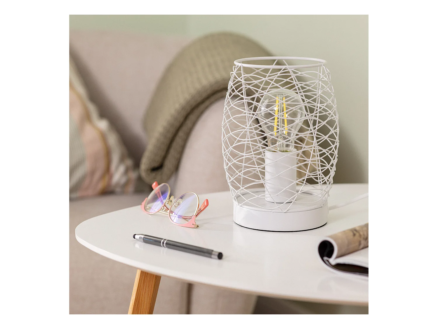 Lámpara de Mesa de Metal Winbi Blanco