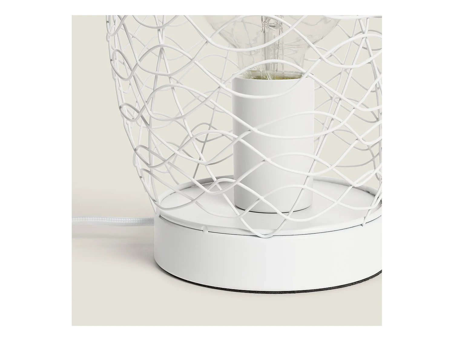 Lámpara de Mesa de Metal Winbi Blanco