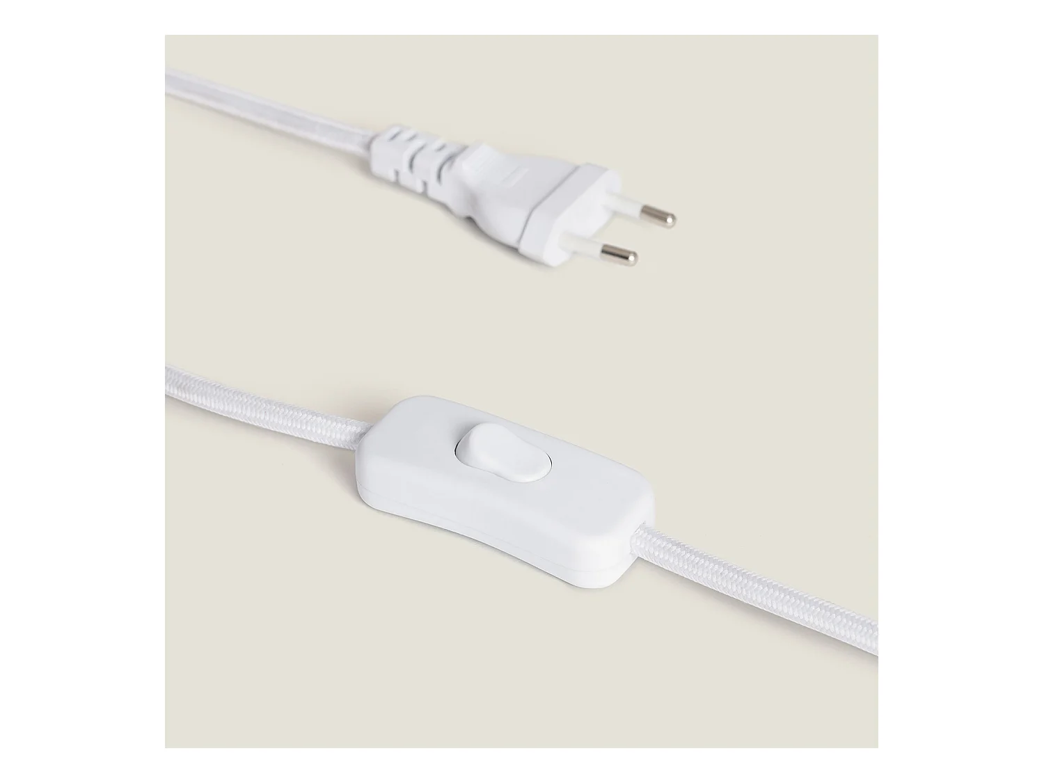 Lampe à Poser Bois et Tissu Haarle Blanc