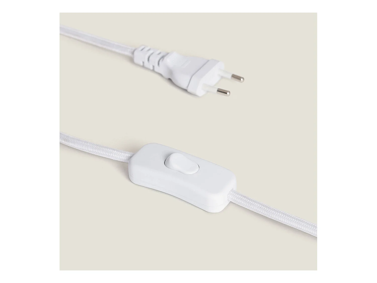 Lampe à Poser Bois et Tissu Haarle Blanc