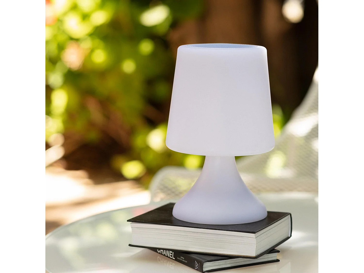 Lampe à Poser LED Extérieure Portative Uyoga RGBW avec Haut-Parleur Bluetooth et Batterie Rechargeable USB Blanc