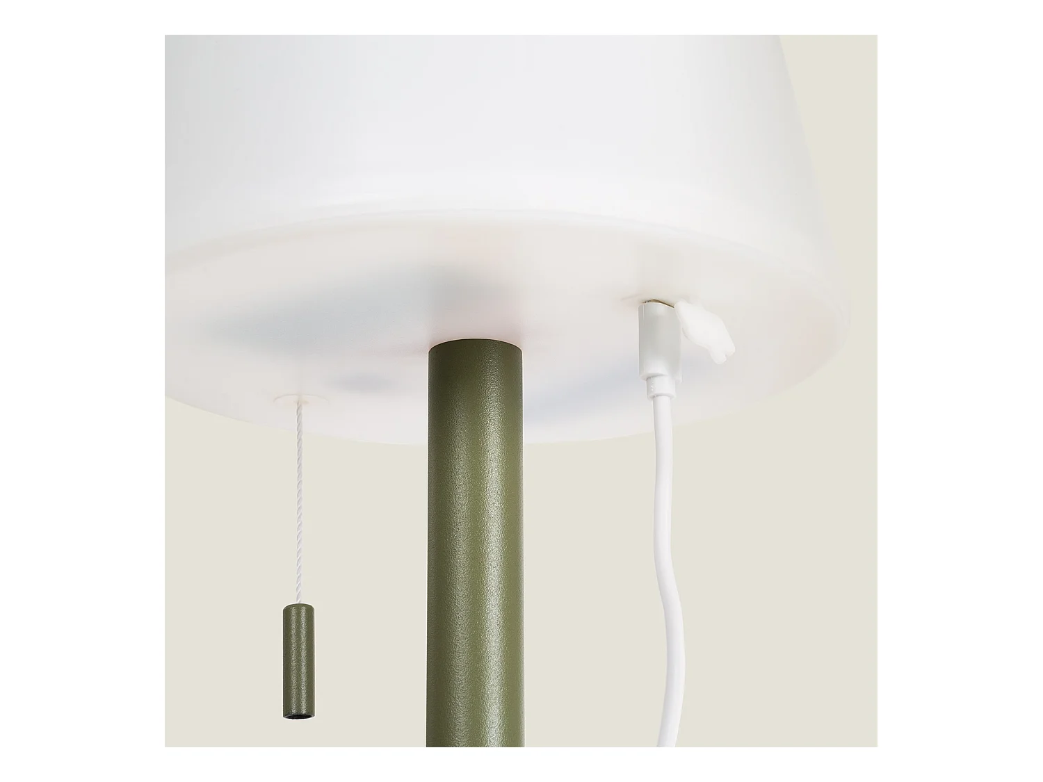 Lampe à Poser LED Portative Aluminium Extérieure 2.6W Epinay avec Batterie Rechargeable Vert kaki