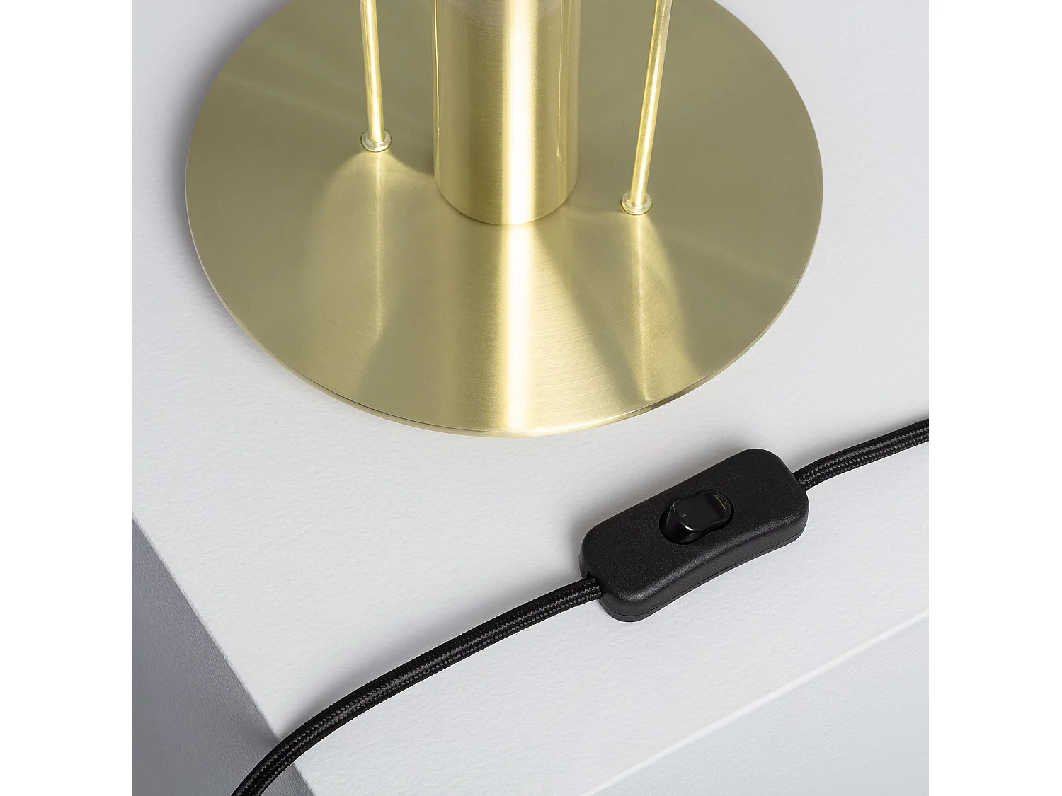 Lámpara de Mesa Metal Otos Dorado