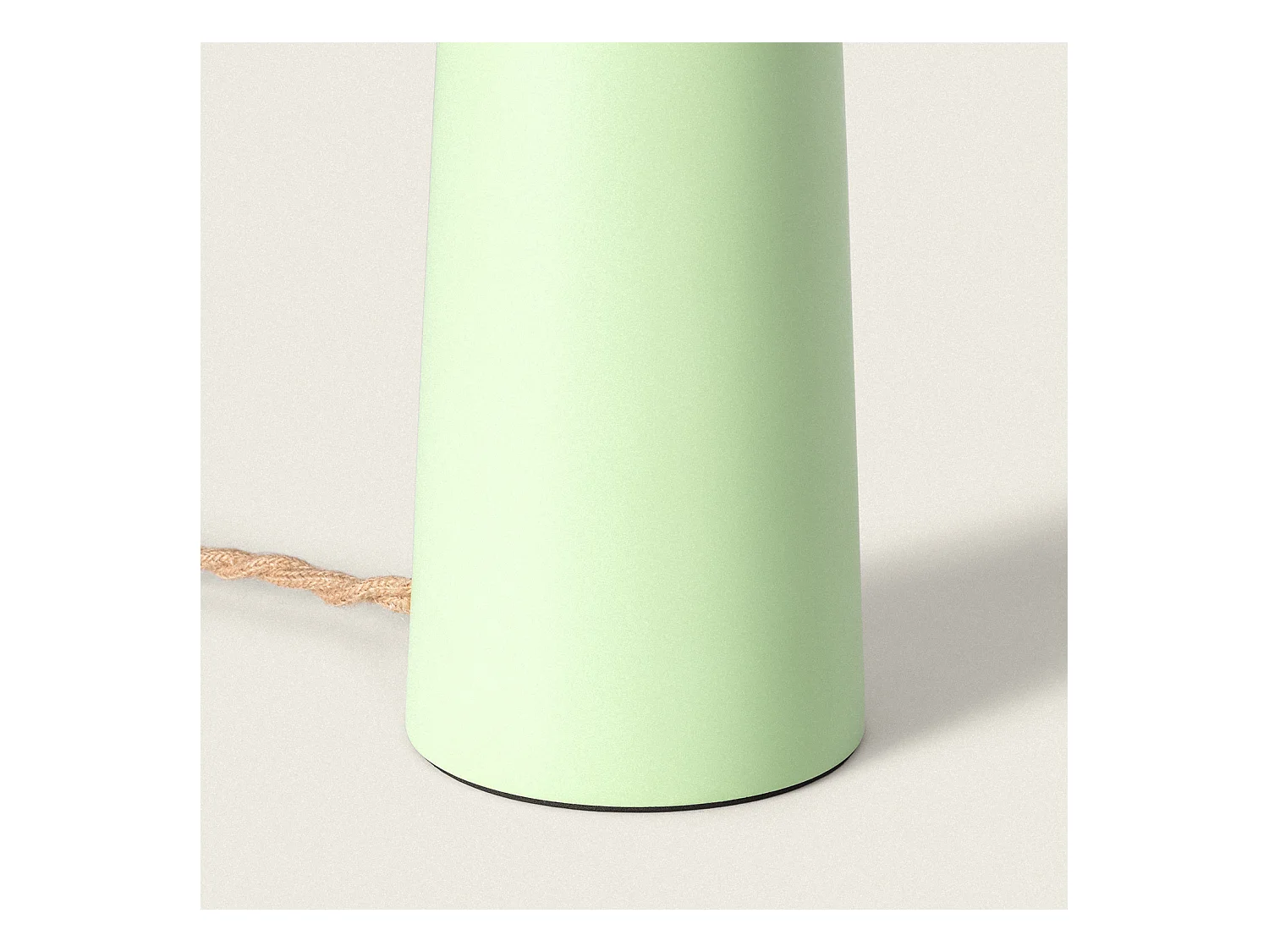 Lámpara de Mesa Metal y Tela Muka Verde Menta