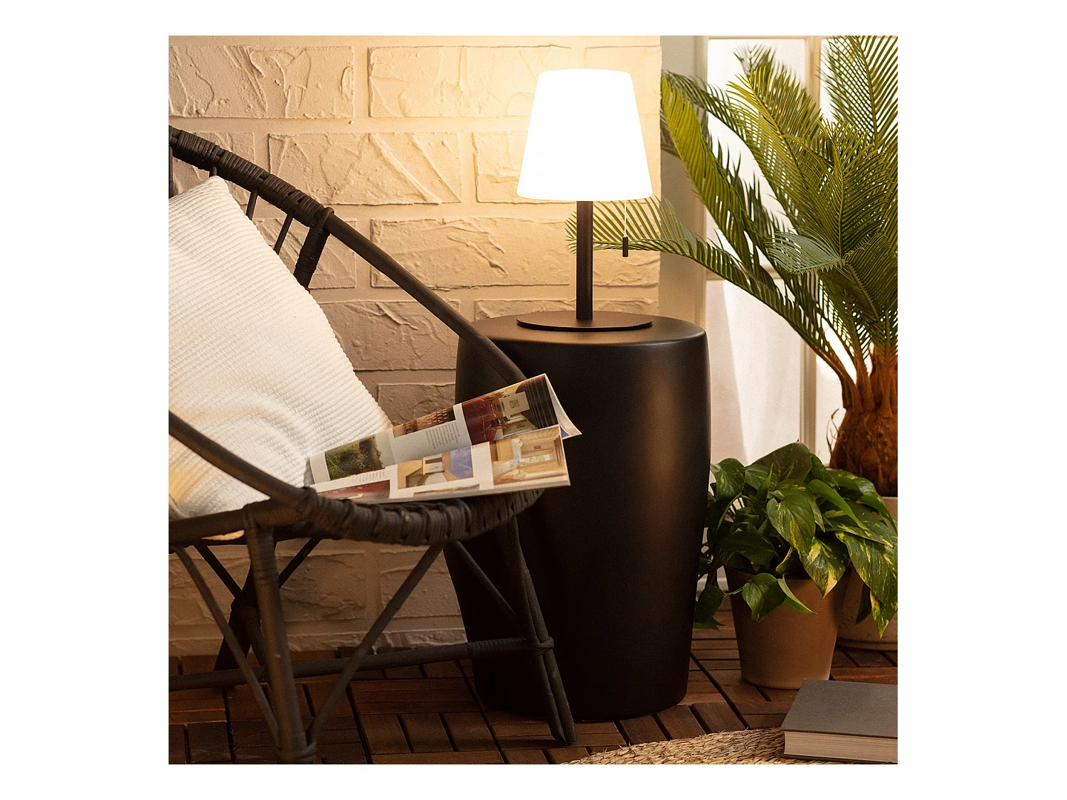 Lampada da Tavolo LED 2,6W Portatile per Esterno in Alluminio con Batteria Ricaricabile Epinay Nero