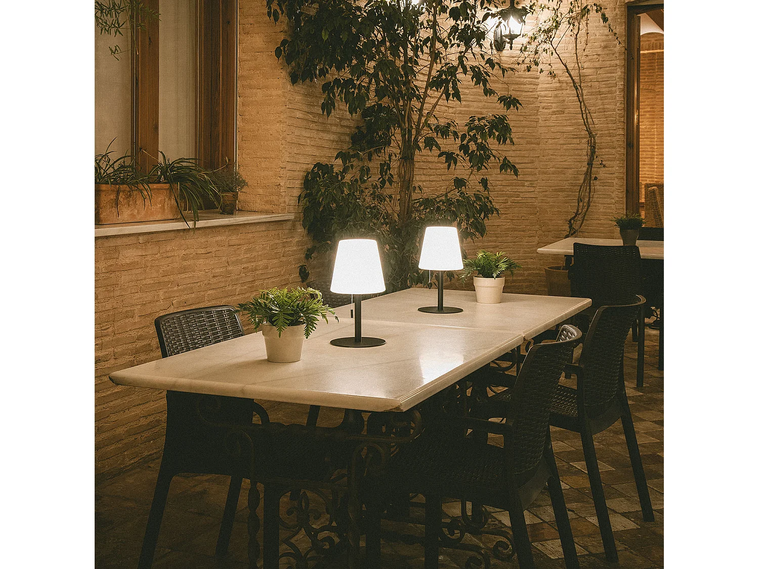 Lampe à Poser LED Portative Aluminium Extérieure 2.6W Epinay avec Batterie Rechargeable Noir