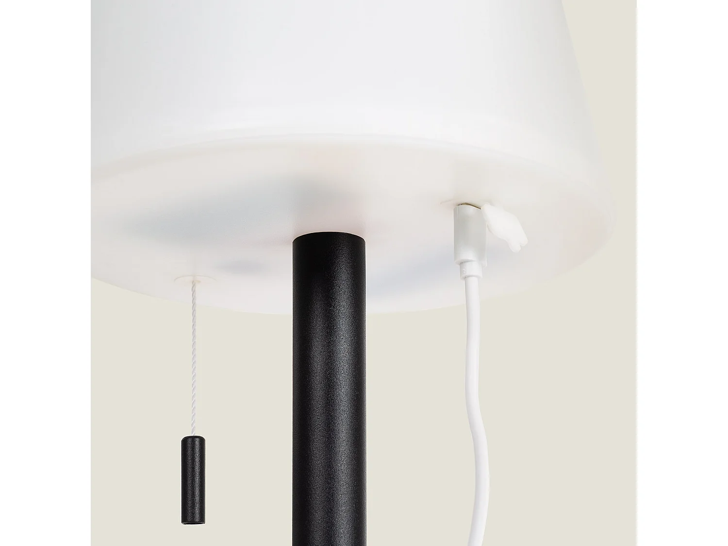 Lampe à Poser LED Portative Aluminium Extérieure 2.6W Epinay avec Batterie Rechargeable Noir