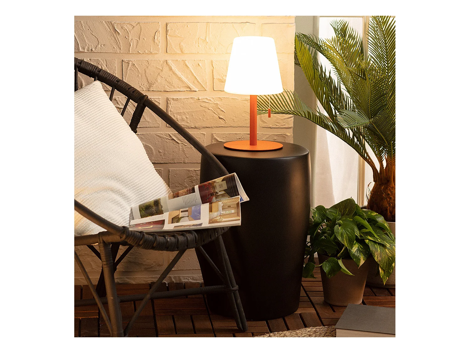 Lampada da Tavolo LED 2,6W Portatile per Esterno in Alluminio con Batteria Ricaricabile Epinay Terracotta