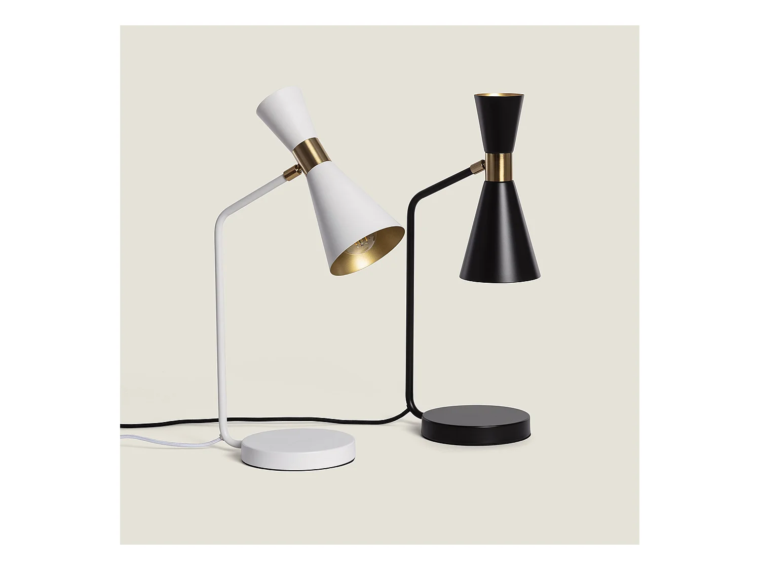 Lámpara Flexo Escritorio de Metal Jigger Negro