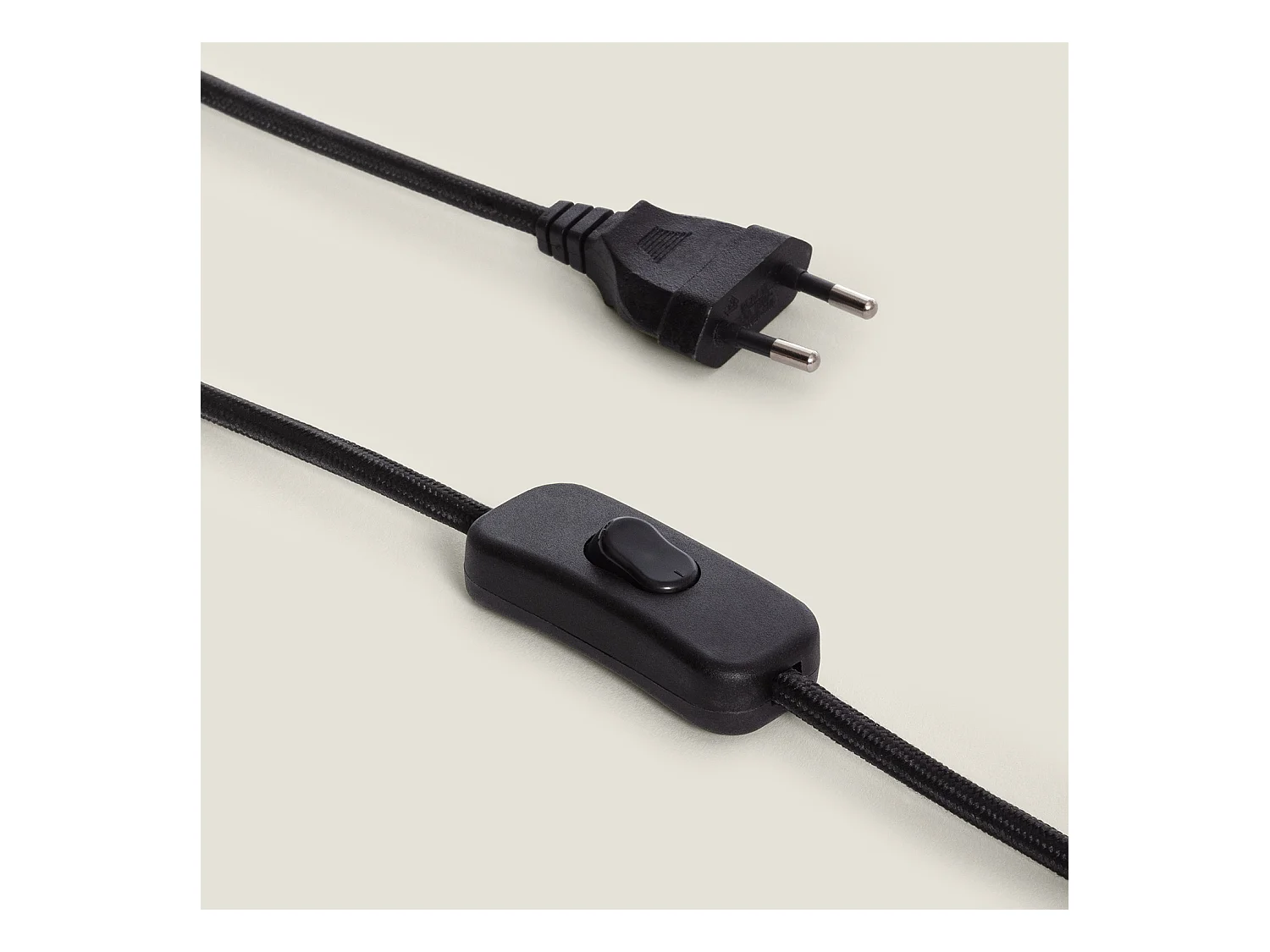 Lámpara Flexo Escritorio de Metal Jigger Negro