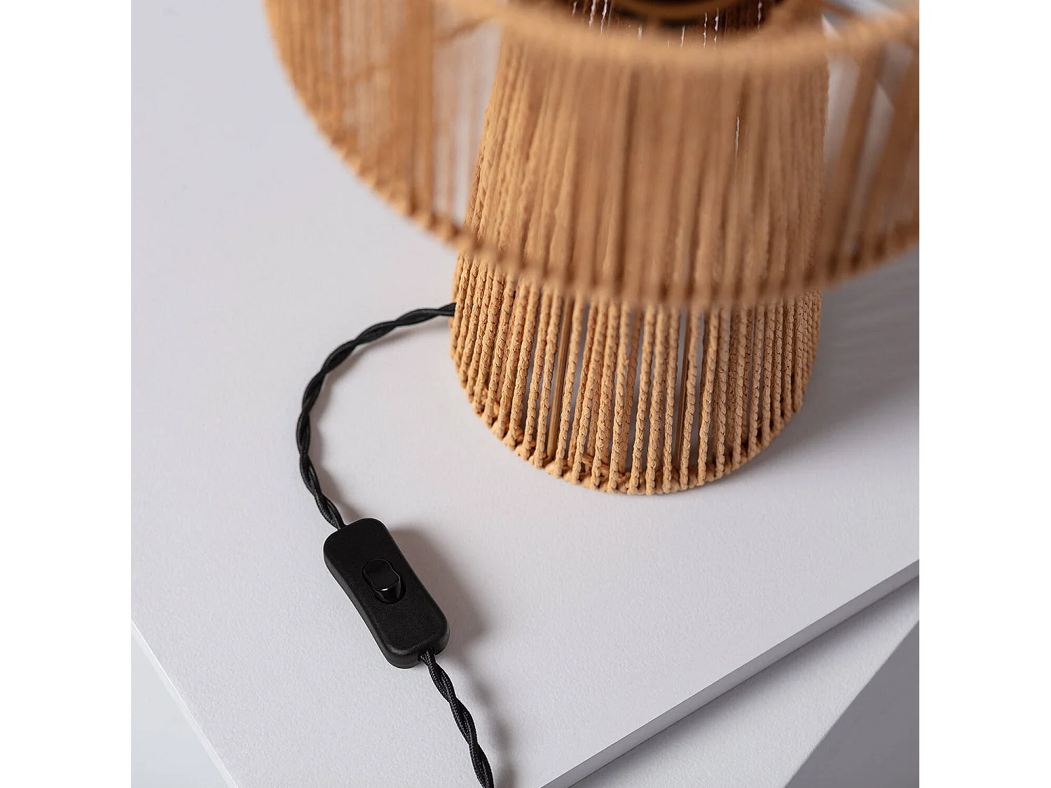 Lampe à Poser Papier Tressé Kalla Lilium Naturel