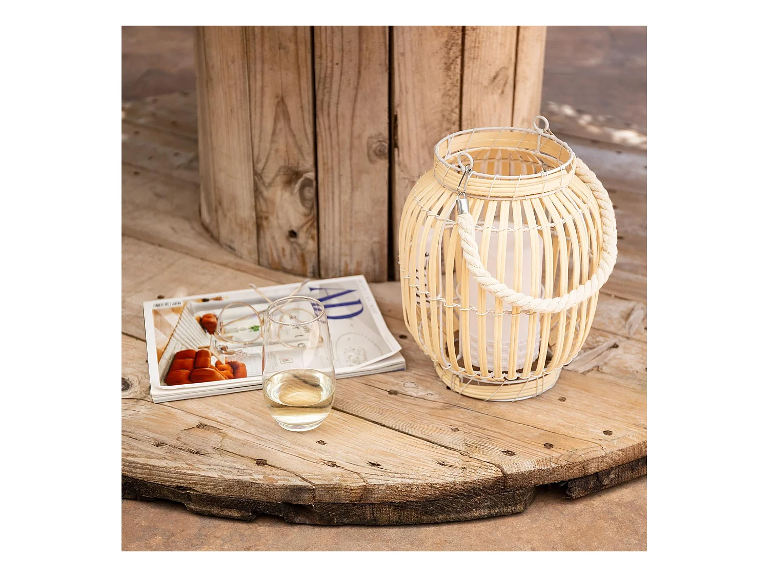 Lampada da Tavolo LED Portatile in Rattan Dragonera Naturale