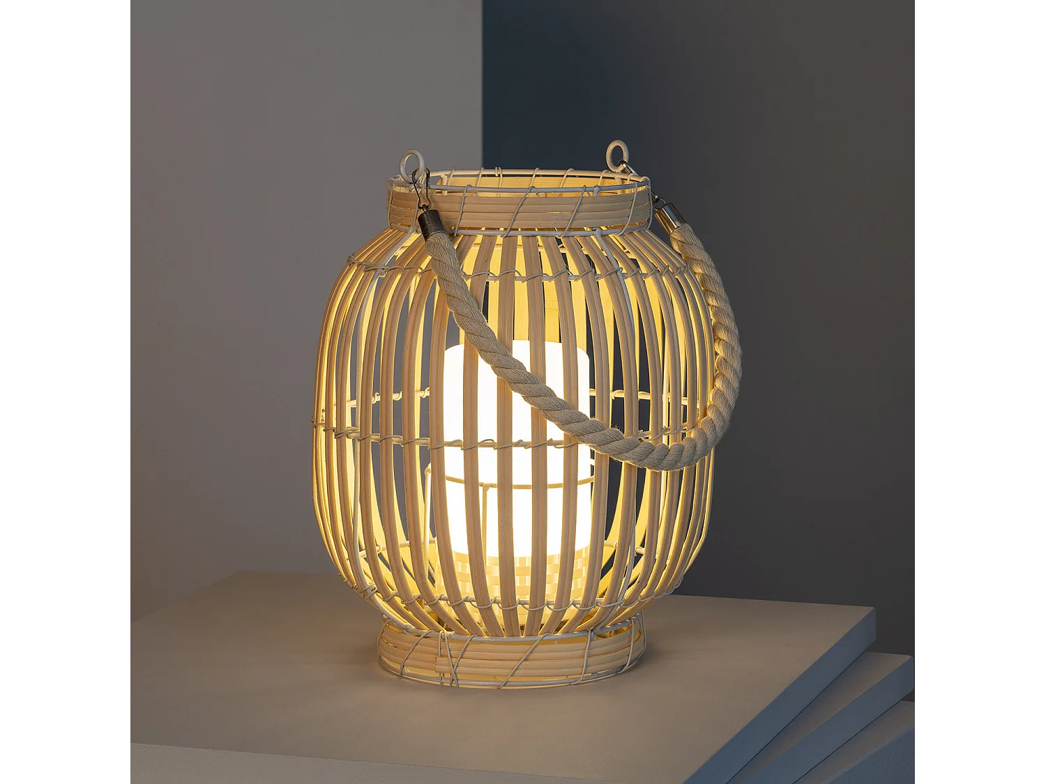 Lampada da Tavolo LED Portatile in Rattan Dragonera Naturale