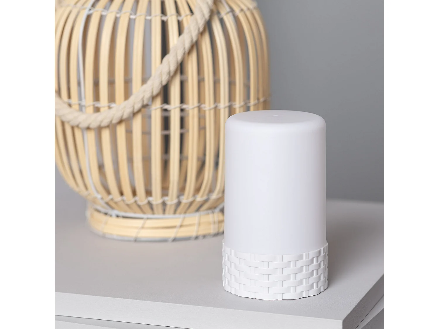 Lampada da Tavolo LED Portatile in Rattan Dragonera Naturale