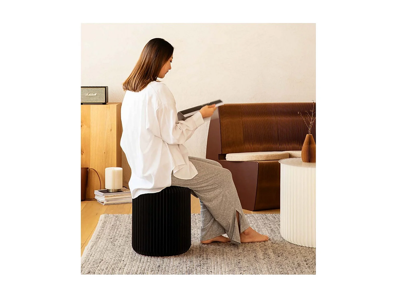 Pouf design en carton plié 35 cm