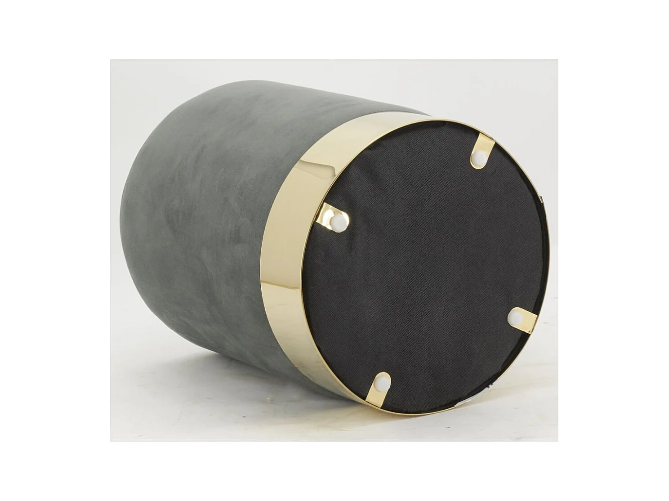 Pouf en velours et métal doré