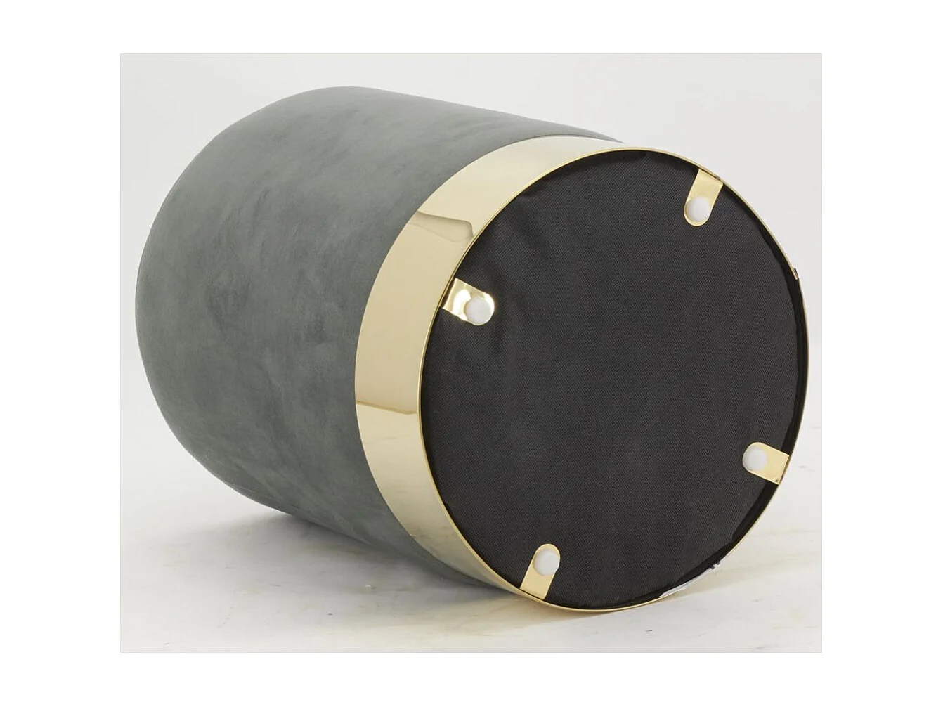 Pouf en velours et métal doré