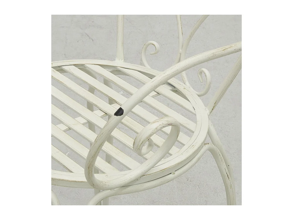 Fauteuil en métal vieilli