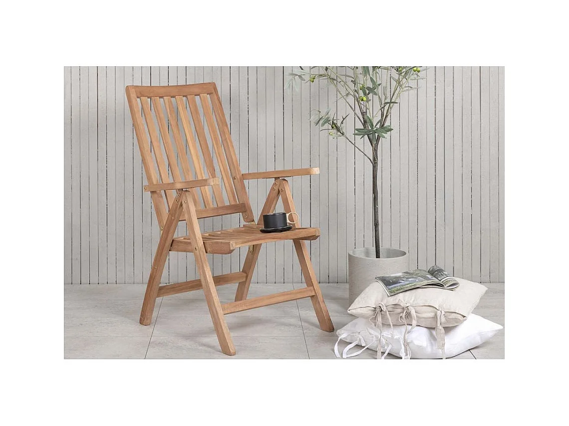 Kenya Position Chair