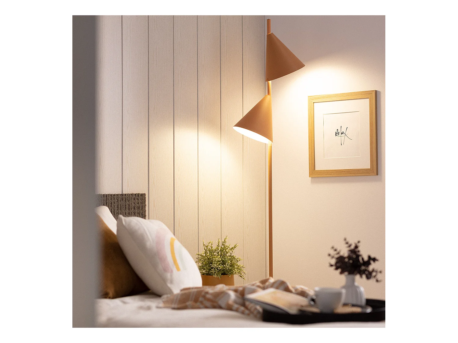 Lámpara de Pie Whirlwind Camel