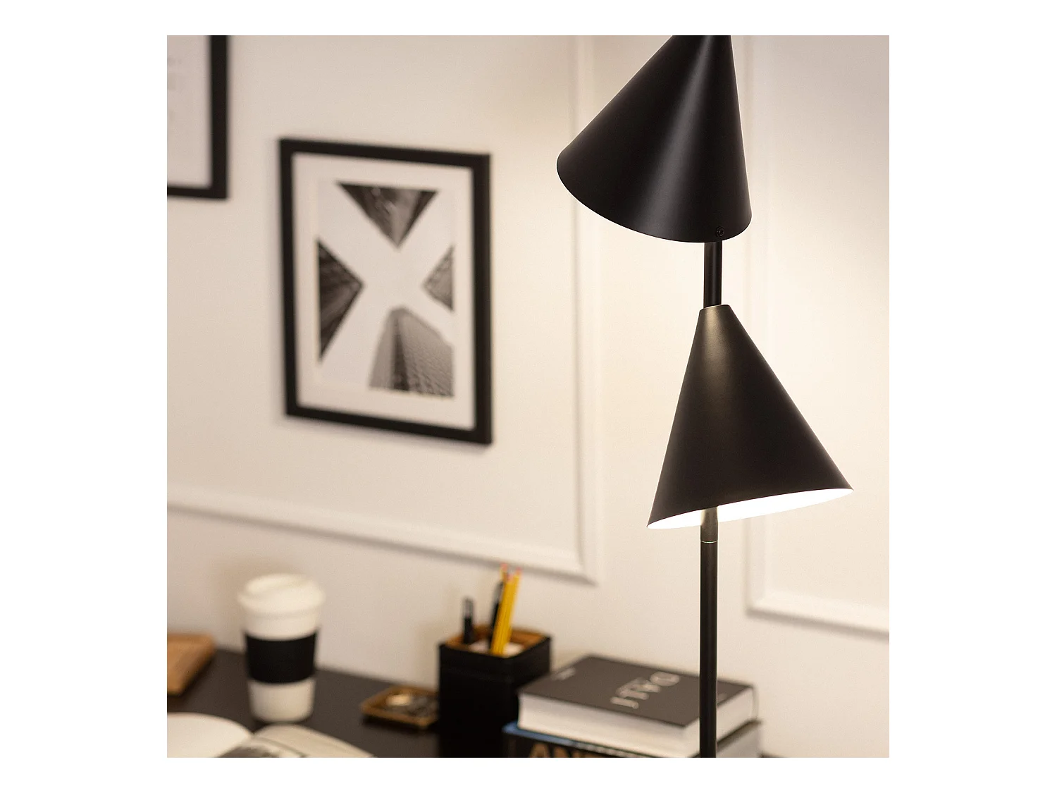 Lampadaire Whirlwind Noir