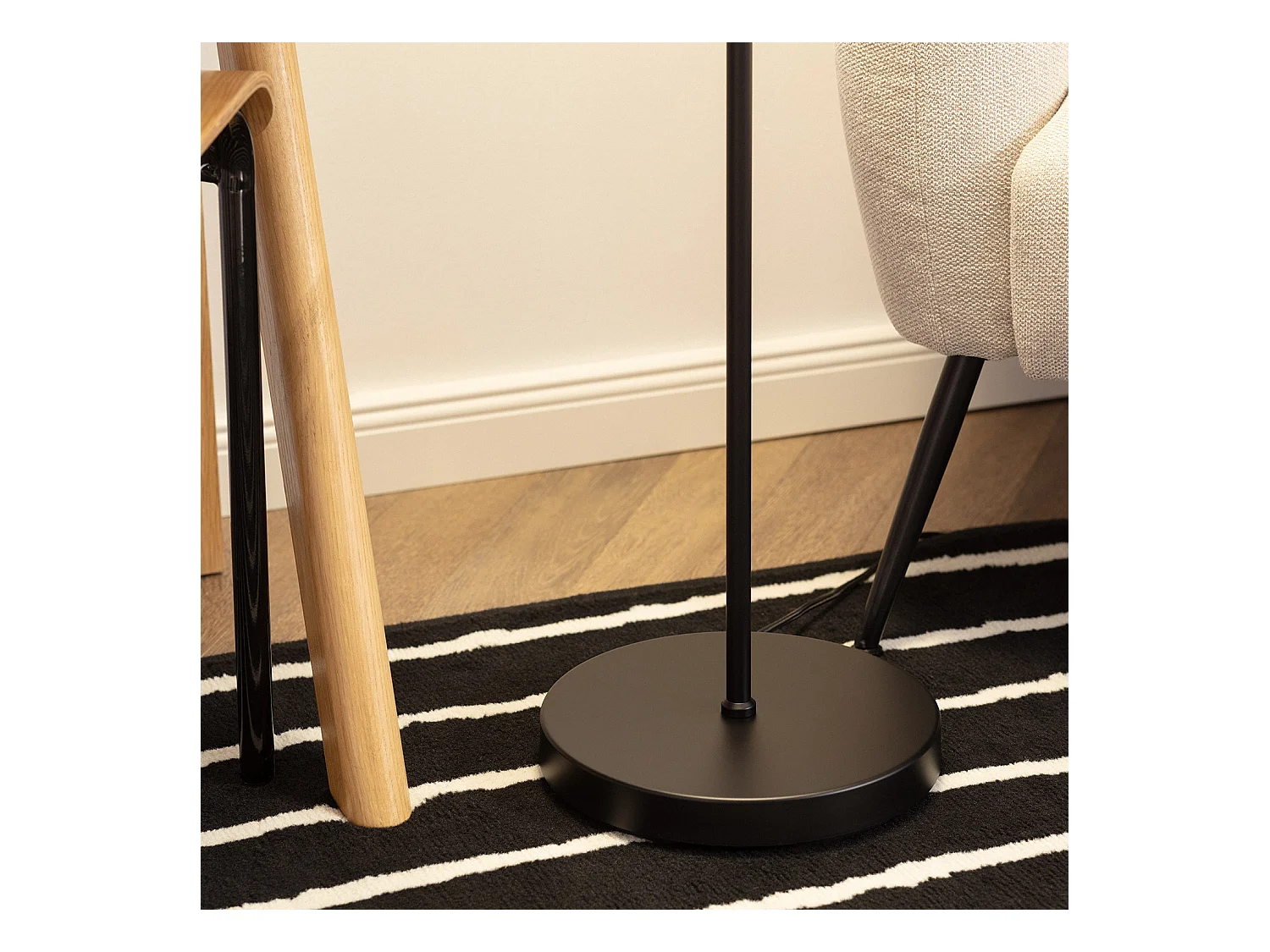 Lampadaire Whirlwind Noir