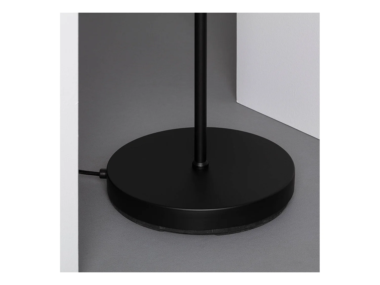 Lampadaire Whirlwind Noir