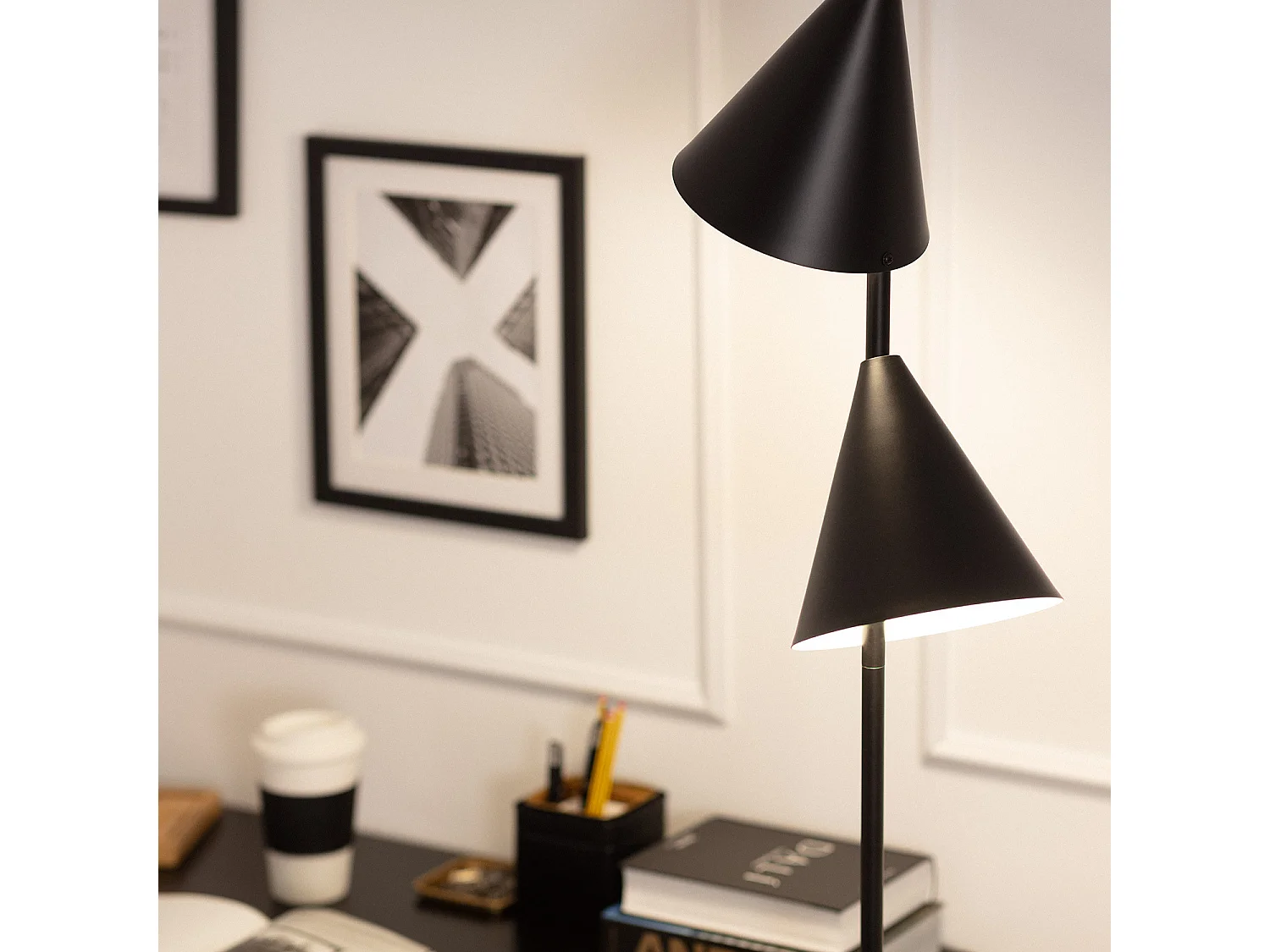 Lampadaire Whirlwind Noir