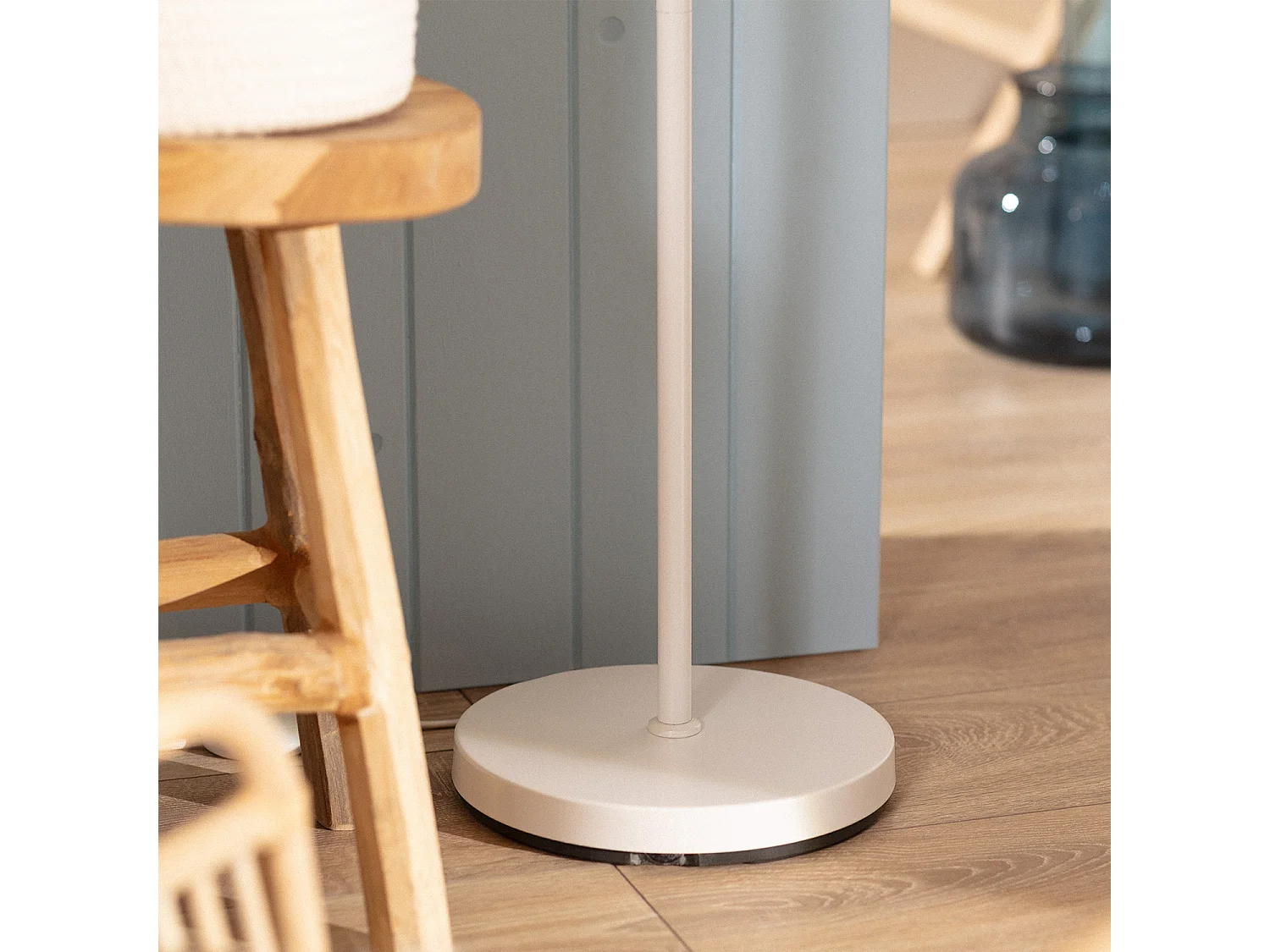 Lampadaire Rotin et Métal Baracoa Blanc