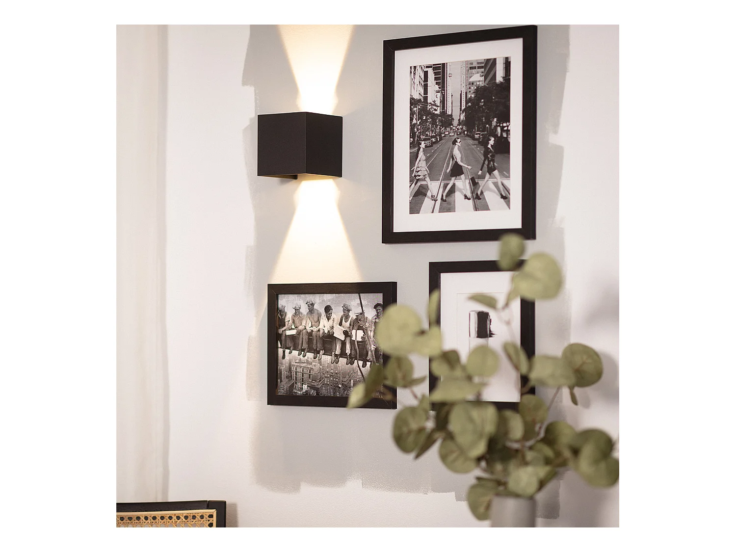 Aplique de Pared Exterior LED 6W Aluminio Iluminación Doble Cara Eros Negro 3000K Blanco Cálido