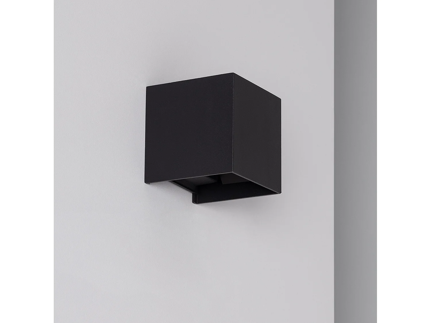 Aplique de Pared Exterior LED 6W Aluminio Iluminación Doble Cara Eros Negro 3000K Blanco Cálido