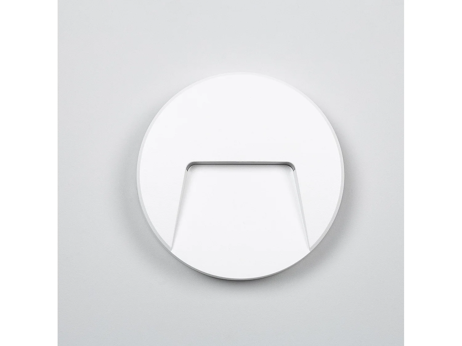 Balise LED Extérieure 3W En Saillie au Mur Ronde Nilsa Blanche 4000K Blanc neutre